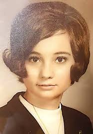 Susan Poli's Instagram, Twitter & Facebook