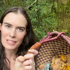 Comment “Travel More” and I'll send you my free guide