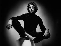 Best driven by the staple pieces like: Fraulein Magazinstyle Appreciation Yves Saint Laurent Fraulein Magazin