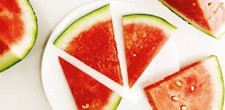 Ingredienti 100ml panna montata estratto di vaniglia 1 cucchiaino zucchero 400g gelato alla fragola colorante rosa colorante rosso 1 anguria cioccolato. Crema Fredda Di Melanzane E Anguria Chiacchierando Con Gusto