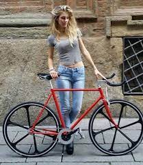 女子と自転車 3 すそ洗い 女性サイクリスト 自転車 ファッション 自転車ガール