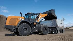 Case Celebrates 60 Years Of Wheel Loader Manufacturing In 2018 Rock Dirt Blog Construction Equipment Ne Construction Equipment Construction Heavy Equipment