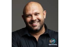 Garth Morgan's Instagram, Twitter & Facebook