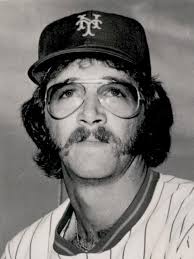 Dwight Bernard's Instagram, Twitter & Facebook