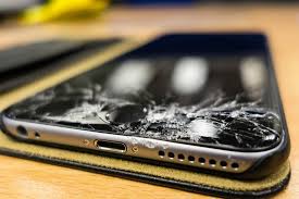 Tips to you before iphone screen replacement. Don T Replace Your Broken Iphone It S Probably Cheaper To Fix It Cult Of Mac