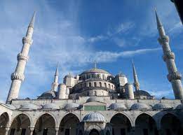 Perlu diketahui jika turki memiliki banyak tempat wisata yang menarik di beberapa lokasi dan bahkan populer untuk liburan. Tempat Menarik Di Turki Masjid Sultan Ahmet Travel Photos Travel Favorite Places