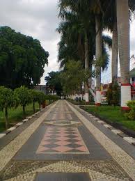 Pada hari rabu, 20 oktober 2020 bertempat di dinas pariwisata dan kebudayaan kota blitar, telah dilaksanakan penjurian lomba video tourism… Aloon Aloon Kota Blitar Nampak Dari Dalam Picture Of Blitar City Square Tripadvisor