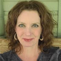 Karen Rawson's Instagram, Twitter & Facebook