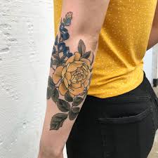 Yellow Rose And Texas Bluebonnets For Jessica From Today So Pleased With The Placement And The Way This Piece Turned Yellow Rose Tattoos Yellow Tattoo Tattoos