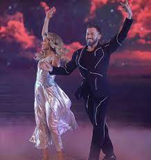 Dwts S29 Wk 4 Artem Chigvintsev Kaitlyn Bristowe Dancing With The Stars Artem Chigvintsev Kaitlyn Bristowe