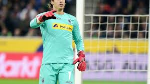 Ein keeper, der hält, was er verspricht und genau so wie die international watch company repräsentiert yann sommer eine internationale. Sommer Erneut Schweizer Fussballer Des Jahres