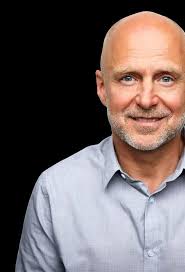 Avon Magazine November 2022 by Towne Post Network, Inc.