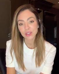 Vanessa Carpio's Instagram, Twitter & Facebook