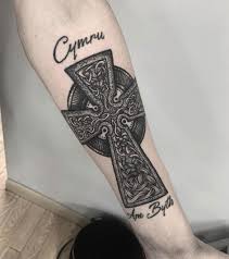 Celtic cross tattoo is one of the most popular and highly demanding tattoos in celtic designs.the cross can be made alone or with other elements or symbols. Awesome Irish Tattoos To Celebrate Your Celtic Heritage Tattoo Stylist
