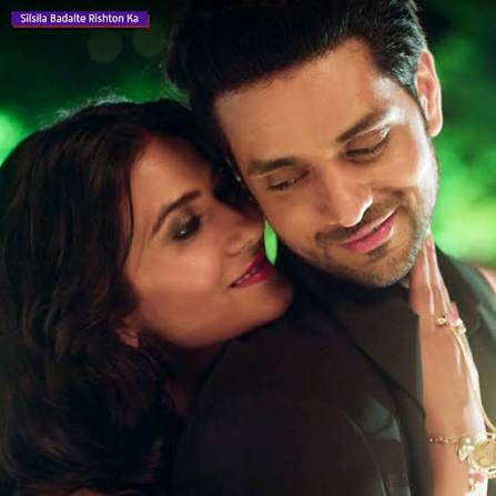 Kunal-Mauli ka romantic dance was just pure 🔥. Didn't this scene make your heart melt? #ThrowbackThursday #SilsilaOnVoot #SilsilaBadalteRishtonKa #ShaktiArora #AditiSharma Shakti Arora Aditi Sharma Have you seen the show on #Voot yet?
