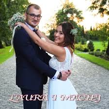 The participants find out who they'll going to marry just before doing it. Slub Od Pierwszego Wejrzenia Laura I Maciej Sie Nie Rozstali