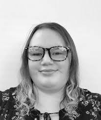 Lauren Goodpaster's Instagram, Twitter & Facebook