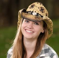 Debbie Mariotti's Instagram, Twitter & Facebook