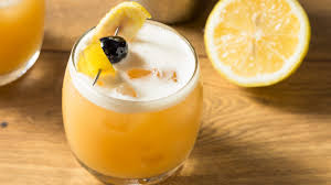 Sparkling Amaretto Sour Recipe Recipe In 2020 Sour Foods Amaretto Sour Amaretto Sour Recipe