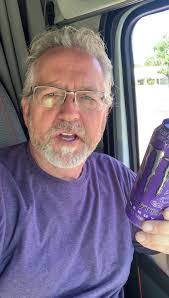 Charlie Suggs's Instagram, Twitter & Facebook