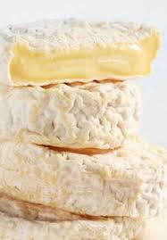 Saint Marcellin Un Fromage Venu D Isere Saint Marcellin Lait De Vache Fromage