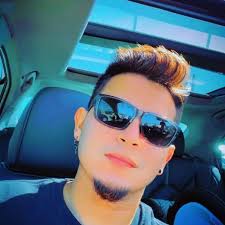 Una colombiana 🇨🇴 y una Nicaragüense 🇳🇮 y tu de qué país eres ?