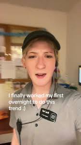 We don’t have time or staffing half the time to do that in the daytime 😂  #sheetz #sheetztok