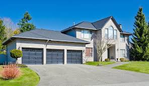 Various factors impact the cost related to each type of garage. Attached Vs Detached Garage Pros Cons Designing Idea