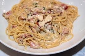 паста с курицей и грибами в сливочном соусе фото рецепт O Paste S Kuricej I Gribami V Slivochnom Souse Kalorijnost Poshagovyj Recept Recept V 2020 G Pasta Karbonara Eda Kulinariya