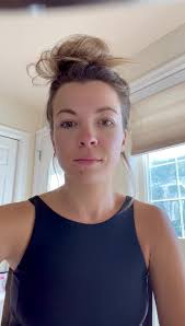 Made a quick video of how I do my face, hopefully not too cringy haha!!  Also ignore Bo heaven forbid I have 4 mins to myself haha