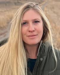 Tara Thorpe's Instagram, Twitter & Facebook