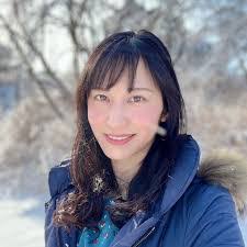 Vicki Crook's Instagram, Twitter & Facebook