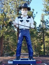 Big Roy Off Highway 89 In Hat Creek California It Originally Was A Muffler Man Structure He Is Now A Explore California Shasta Cascade California Travel