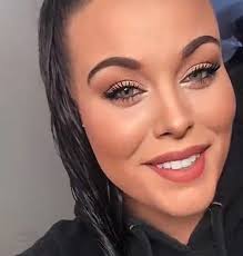 Don't you hate when you open a fresh pack of American cheese and the  packaging can't hold the contents so the individual slices slide all over  your cheese drawer? Solution: fashion your