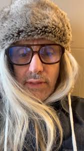 December 5th! Phoenix, Arizona. I can’t wait to see youz. @valleybarphx