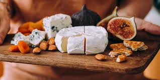 Cheese platter design resources · high quality aesthetic backgrounds and wallpapers, vector illustrations, photos, pngs, mockups, templates and art. How To Arrange A Cheese Platter Food Wine