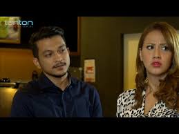 Dia isteri luar biasa sebuah drama yang diadaptasikan dari novel nukilan umie nadzimah,dibarisi pelakon terkenal. Download Akasia Dia Isteri Luar Biasa Episod 1 Mp4 Mp3 3gp Naijagreenmovies Fzmovies Netnaija