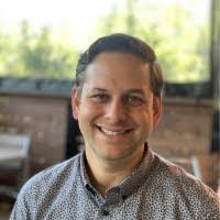 Dani Sutton's Instagram, Twitter & Facebook