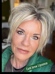 Makeup Short Blonde Hair