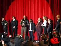 As they return to rescue one of their own, the players will have to brave parts unknown from arid deserts to snowy moun. Jumanji 3 The Next Level Deutschlandpremiere In Berlin