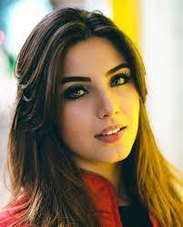 Mulheres morenas bonitas