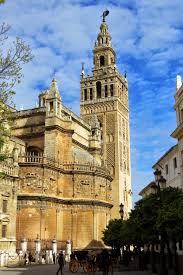 Le 10 attrazioni da vedere durante la vostra vacanza. Cosa Vedere A Siviglia In Due Giorni Montagna Di Viaggi