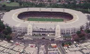 Wembley stadium (branded as wembley stadium connected by ee for sponsorship reasons) is a football stadium in wembley, london. Legendarnye Stadiony Uembli Angliya Futbol Na Soccernews Ru