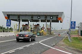 Sprawdzamy jak wygląda sytuacja na bramkach autostrady a1, drodze z elbląga do nowego dworu, krajowa siódemka w koszwałach, przejazd z żukowa do kościerzyny, z malborka do kwidzyna, ze słupska do elbląga i wiele innych pomorskich tras, istotnych zarówno dla mieszkańców, jak i turystów. Platne Autostrady W Polsce Aktualne Stawki Myta Na A1 A2 I A4 Mapa