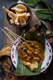Sate Padang Padang Style Sate Usually Made With Beef And Smothered In Savory Thick Sauce Sate Padang Satay Food
