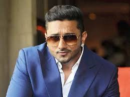 The star was seen looking healthy this weekend outside his brother's marriage ceremony and wearing his own. Honey Singh New Hairstyle Pic Newhairstyle2019