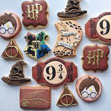 Harry potter inspired cookie cutters! I Solemnly Swear I Am Up To No Good Harry Potter Cookie Harry Potter Treats Harry Potter Cake Harry Potter Birthday Cake