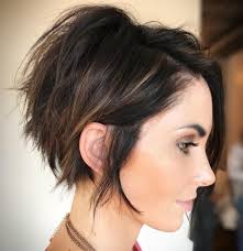 Voir plus d'idées sur le thème cheveux, cheveux courts, coupe de cheveux courts : Coupes De Cheveux Pixie Pour Cheveux Epais 50 Idees De Coupes De Cheveux Courtes Ideales