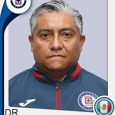 Dr. Yurik Enrique Romero Vallejo opiniones