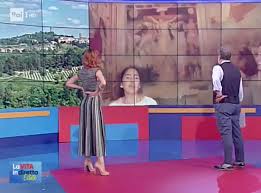 La vita in diretta estate è un programma televisivo, versione estiva della trasmissione la vita in diretta, in onda su rai 1 dall'11 luglio 2011. La Vita In Diretta Estate Alla Scoperta Di Antrodoco Rietinvetrina